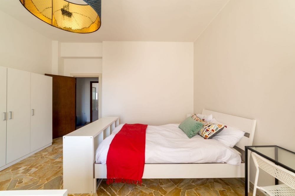 Shared room in Viale Dei Mille