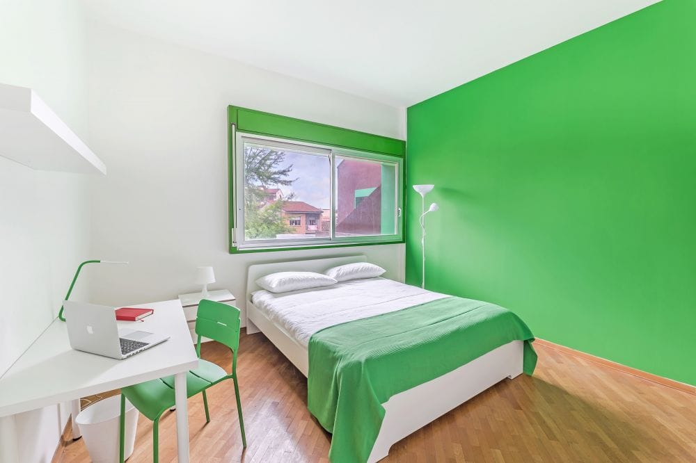 Large double room in Via Ponte All'asse