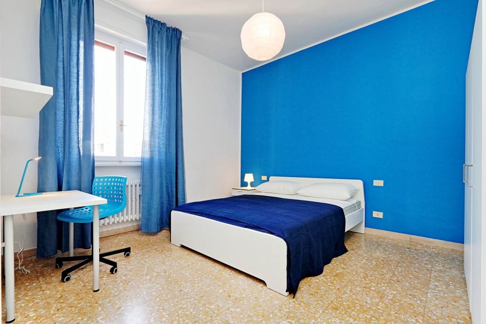 Large room in Via Bellini