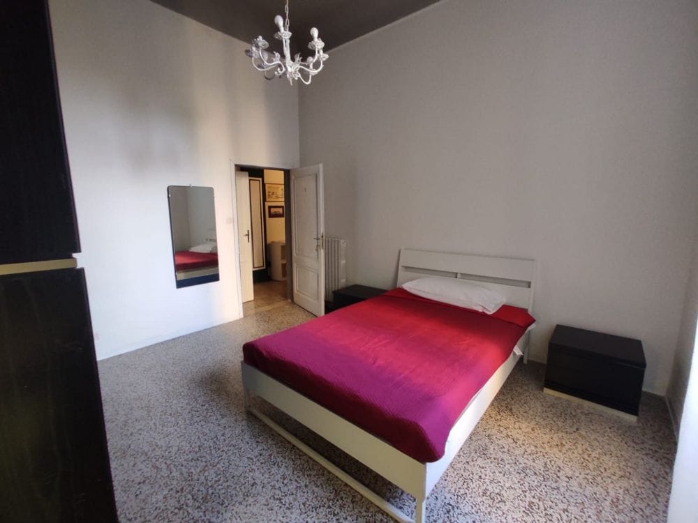 Private room in Via del Bronzino