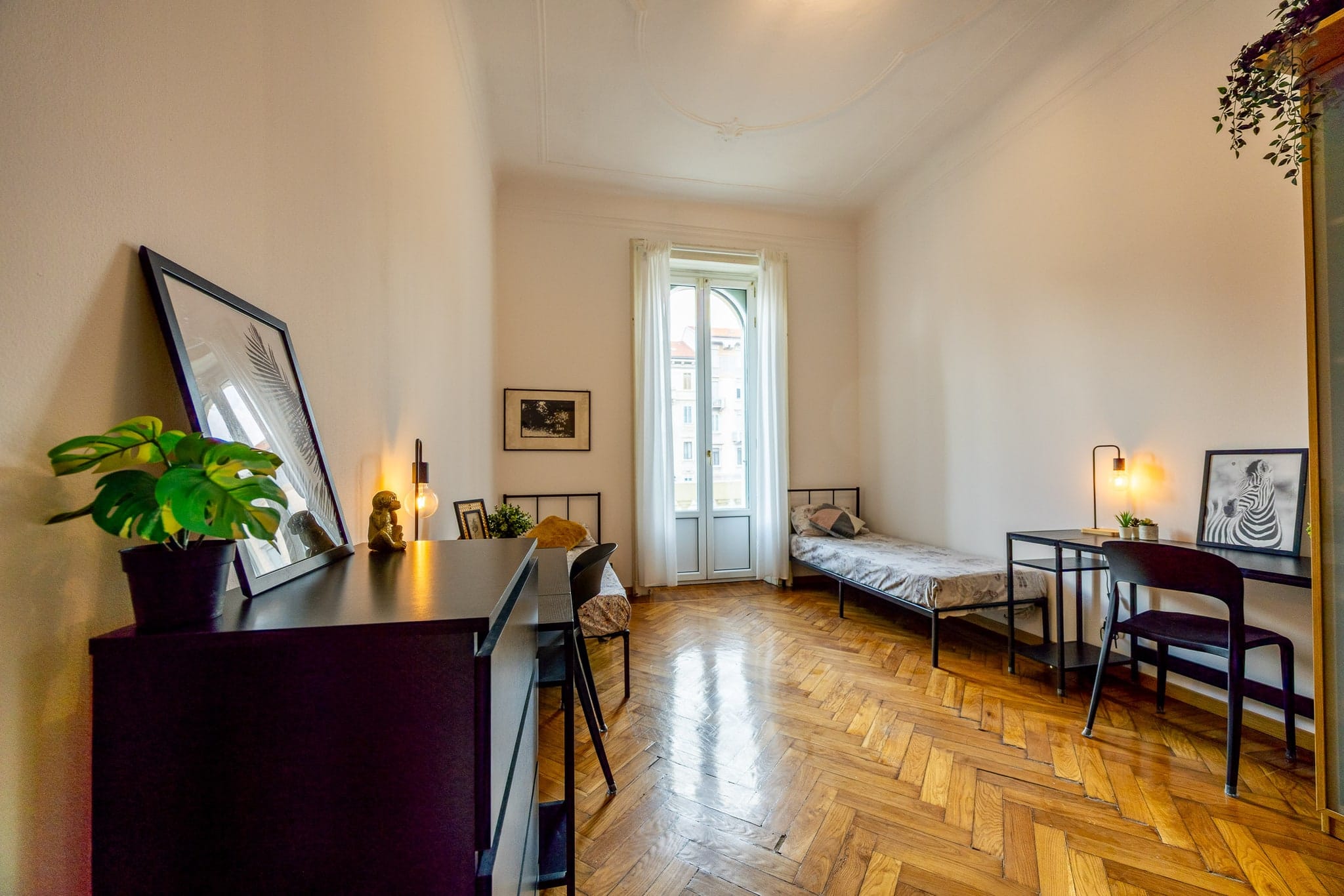 Piazza Argentina 4 – Room 2 Ensuite bathroom – Double use