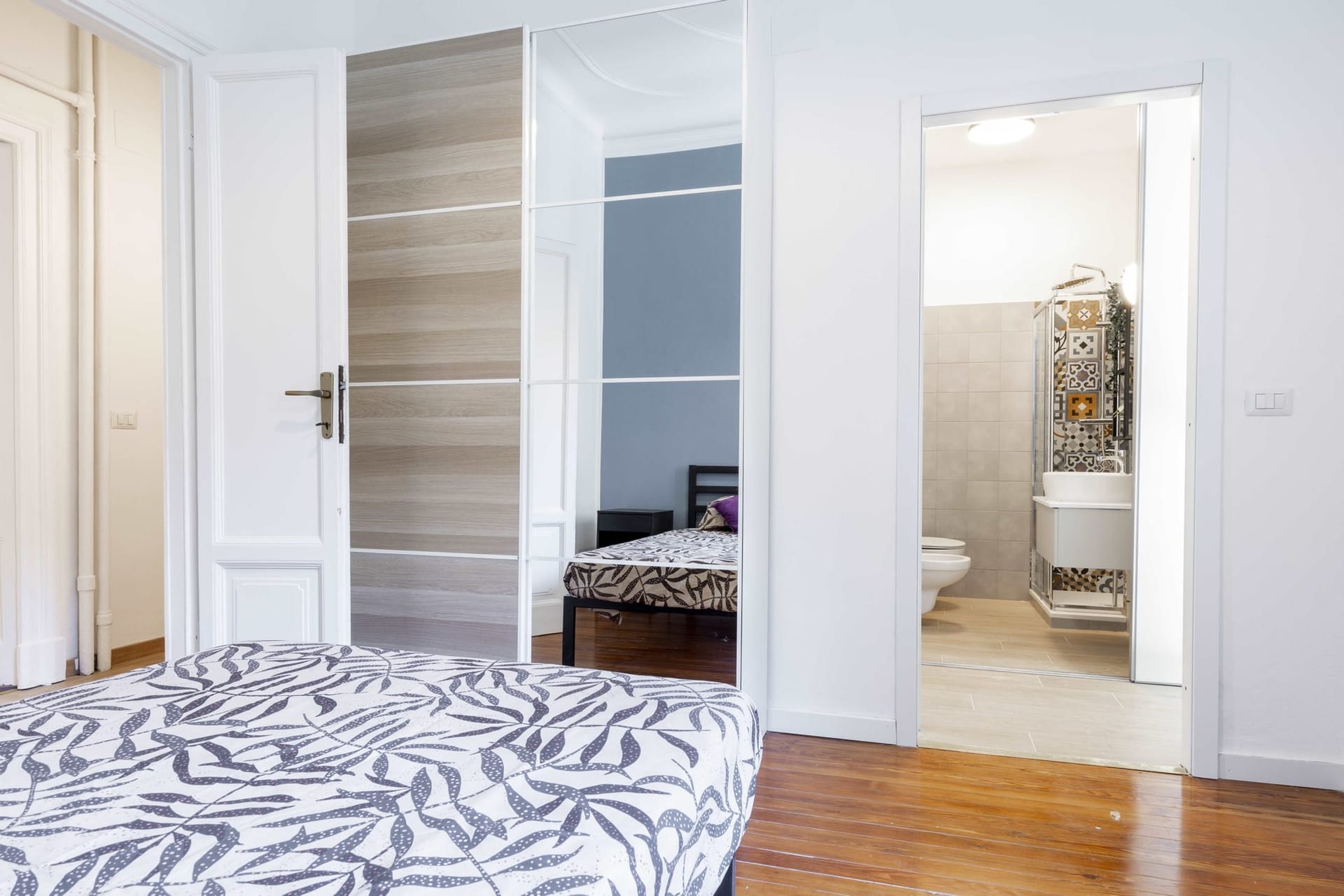 Corso Buenos Aires 45 3BR – P3 – Room 1 – Ensuite bathroom and private terrace