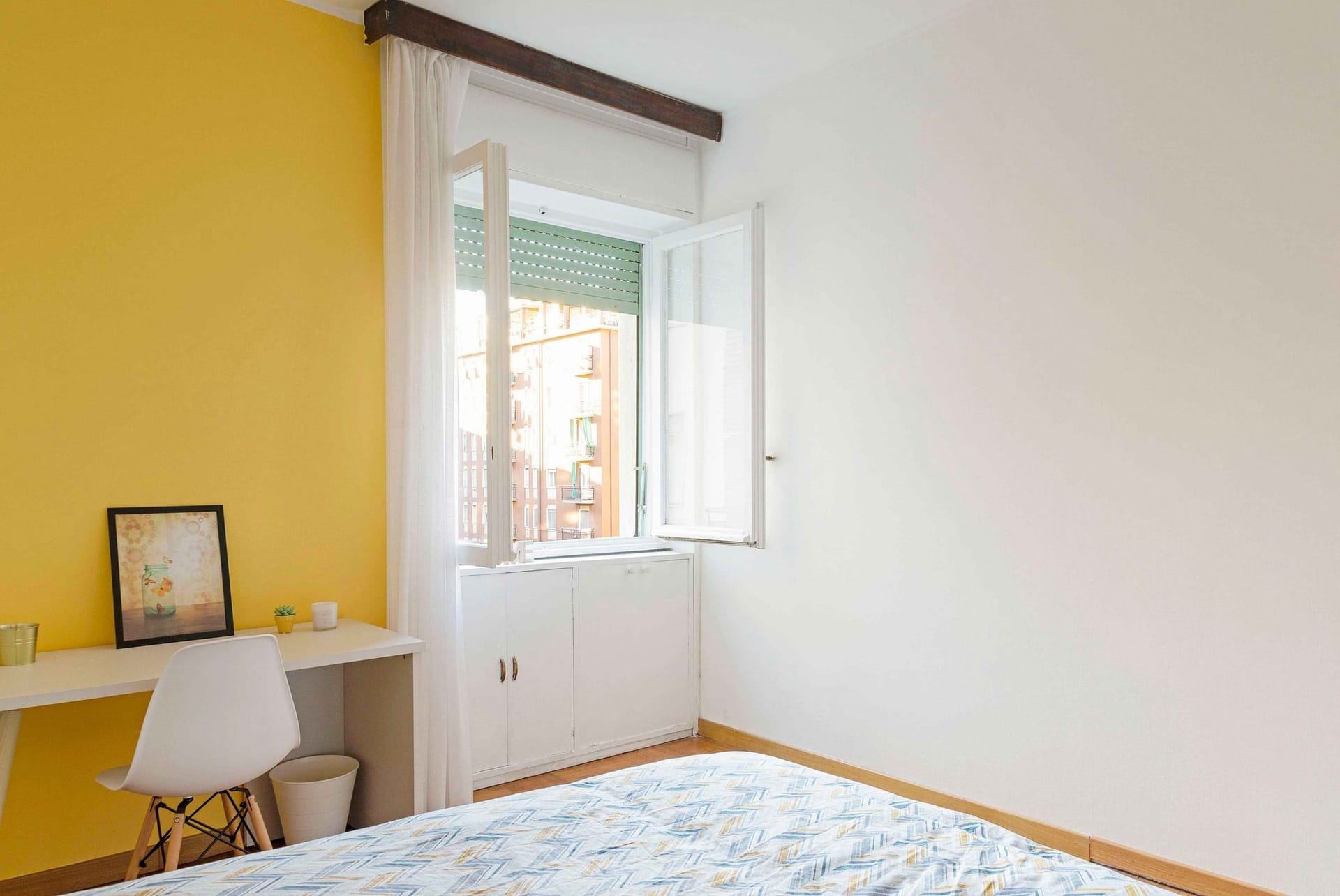 Viale Carlo Troya 2 – Room 3 Double Use
