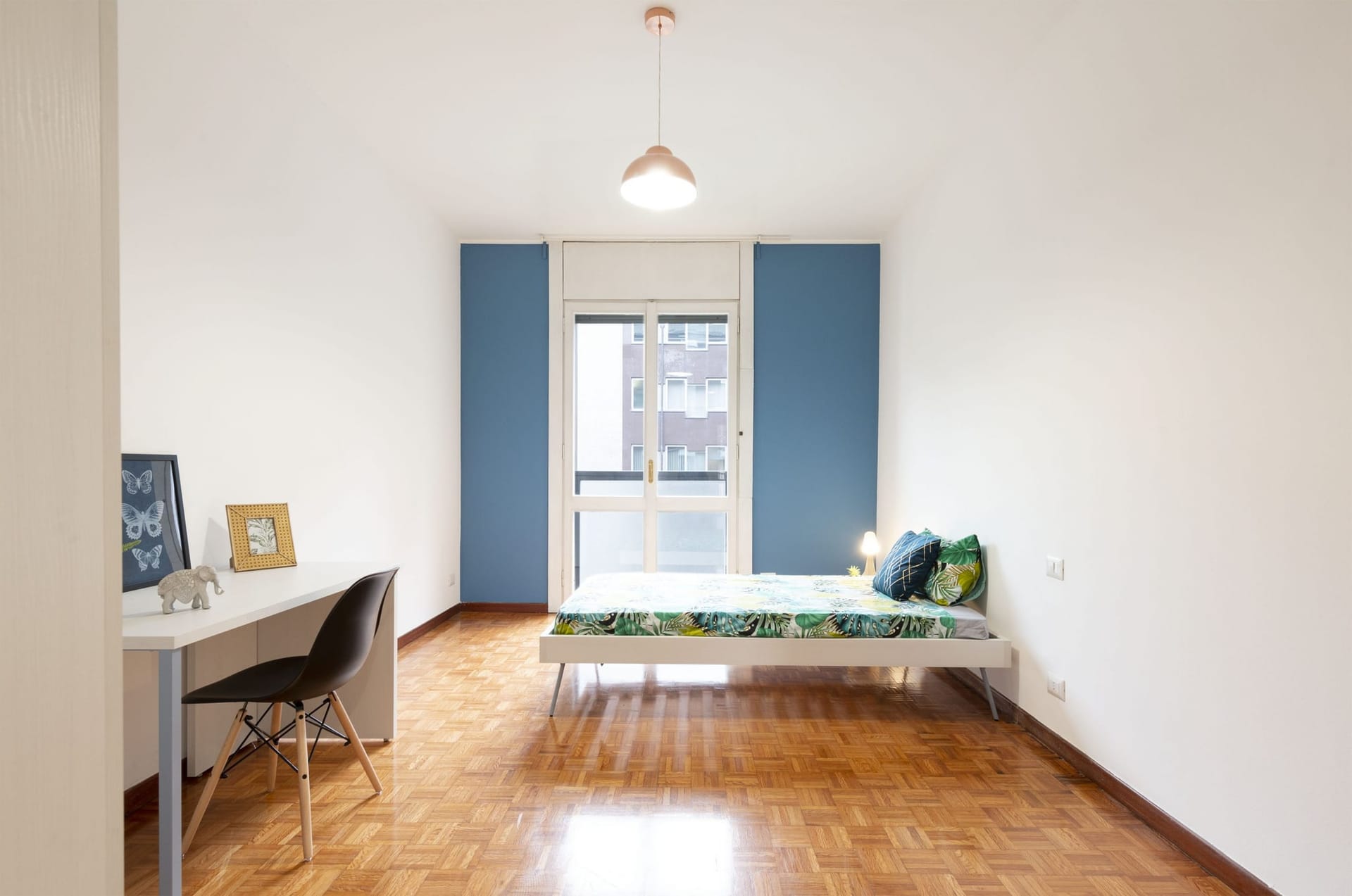Viale Cicognara 2 – Room 5