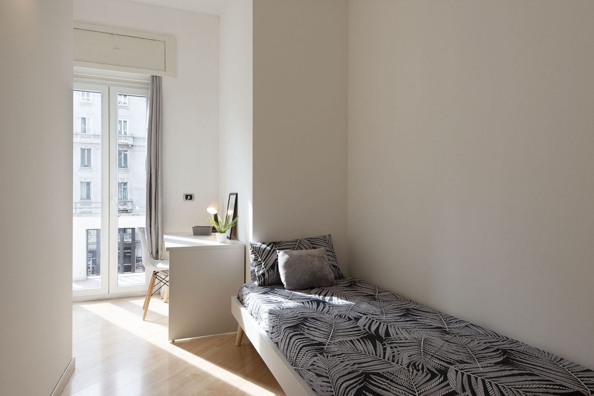 Via Andrea Costa 1 – Room 2