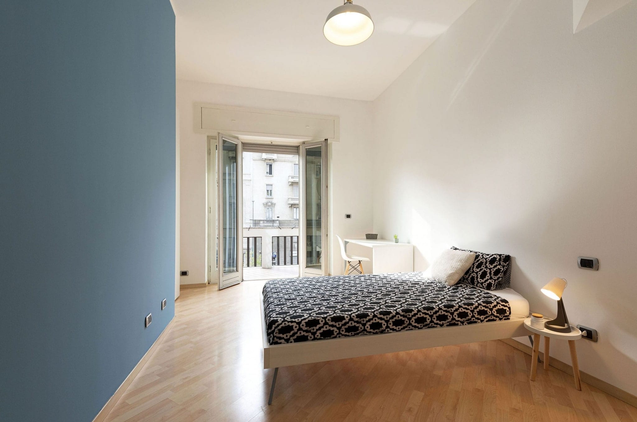 Via Andrea Costa 1 – Room 3