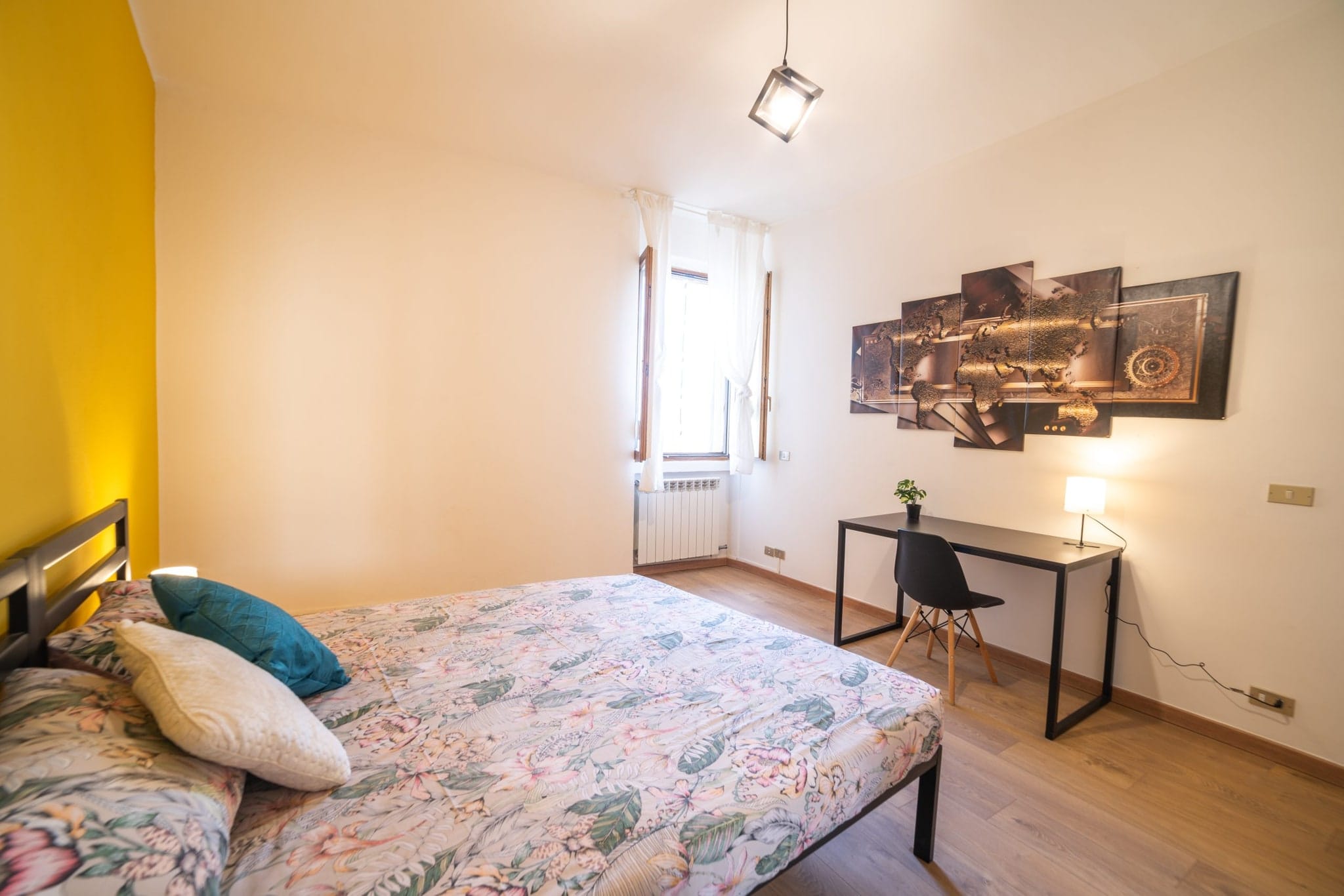 Via Don Bosco 27 P3 – Room 1