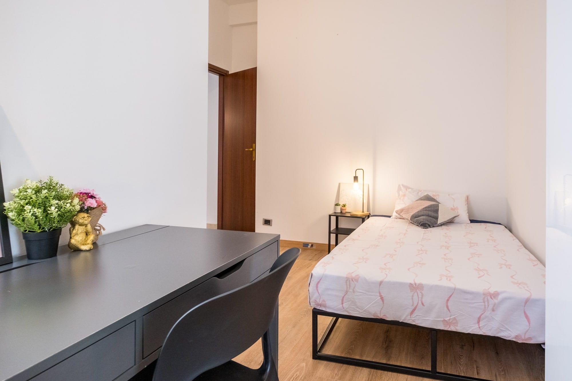 Viale Forlanini 46 – Room 1