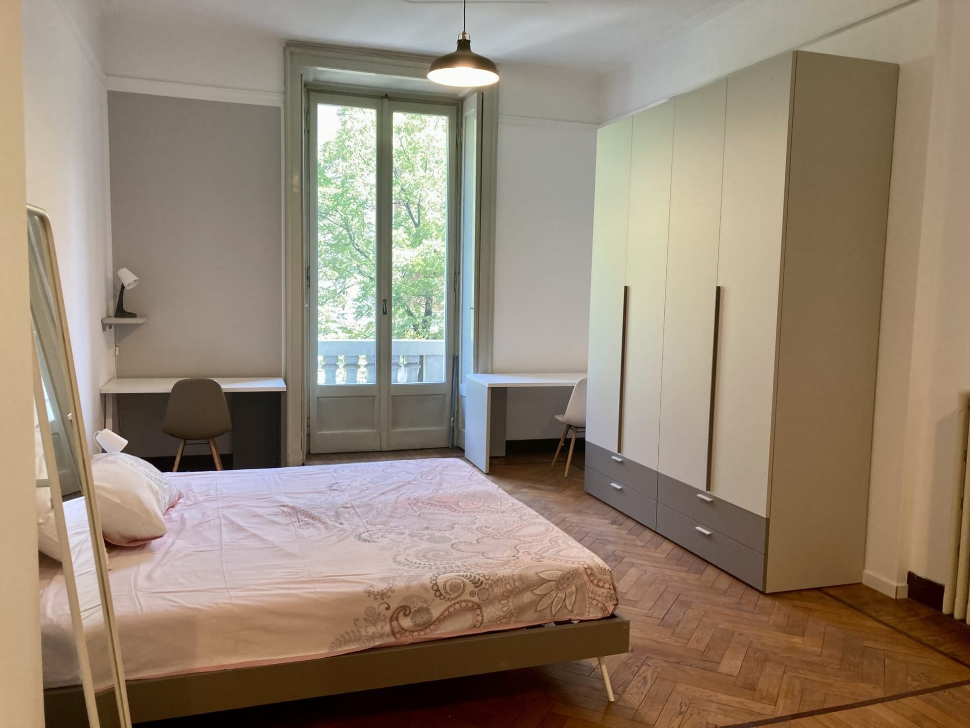 Viale Regina Giovanna 38 – Room 1 Double use
