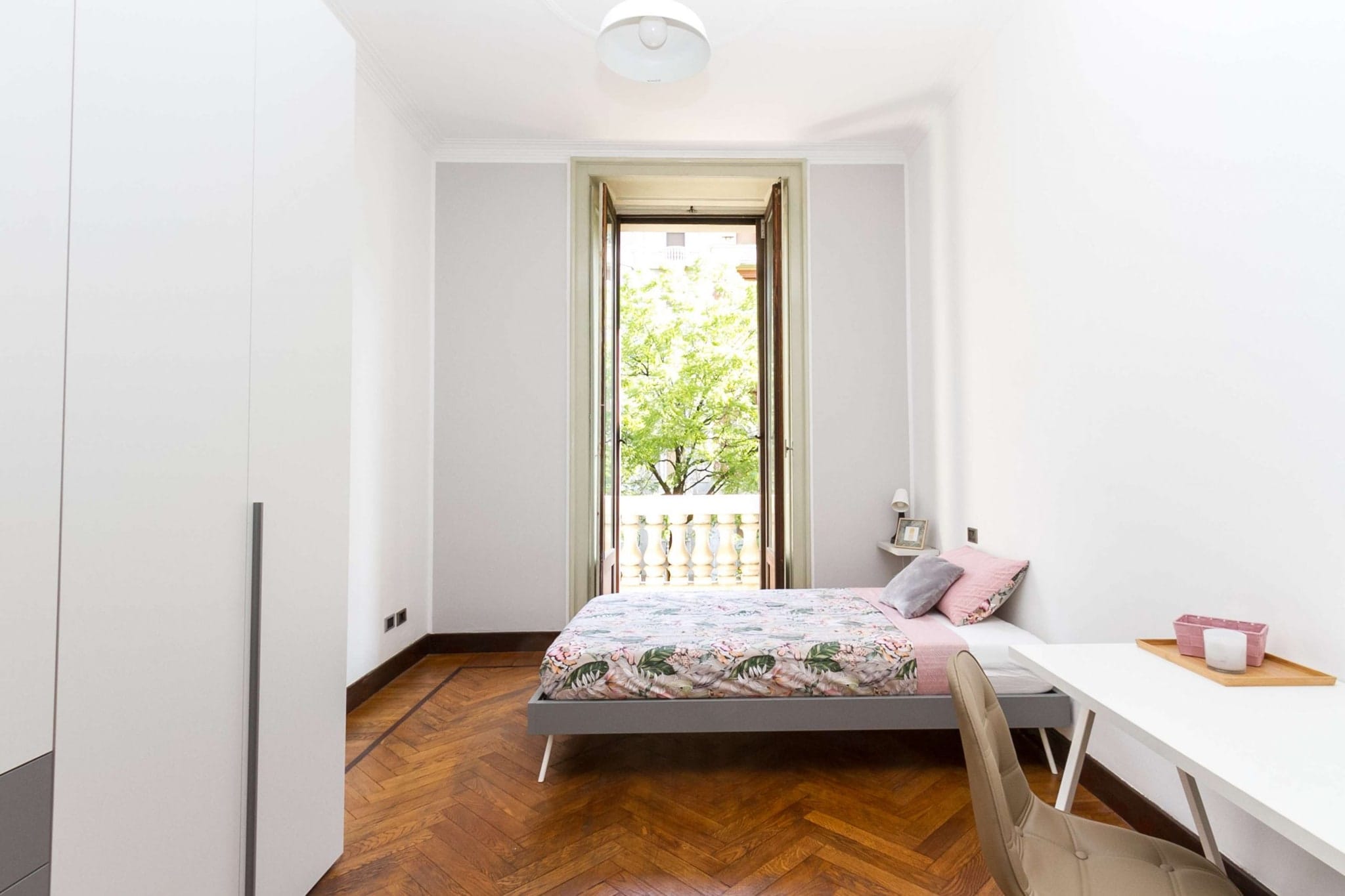 Viale Regina Giovanna 38 – Room 3