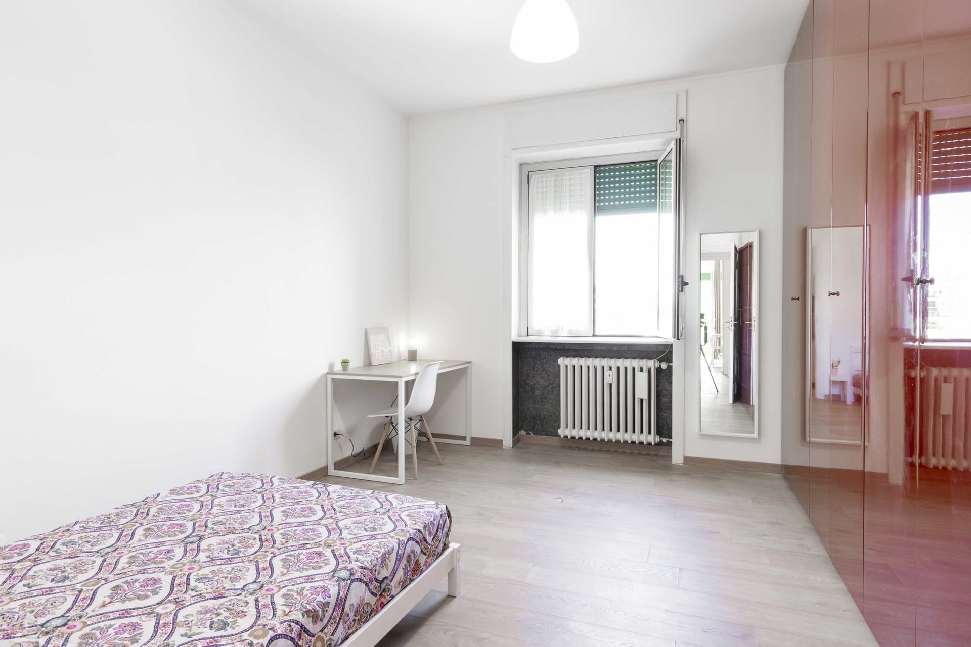 Via Teodosio 67 – Room 3