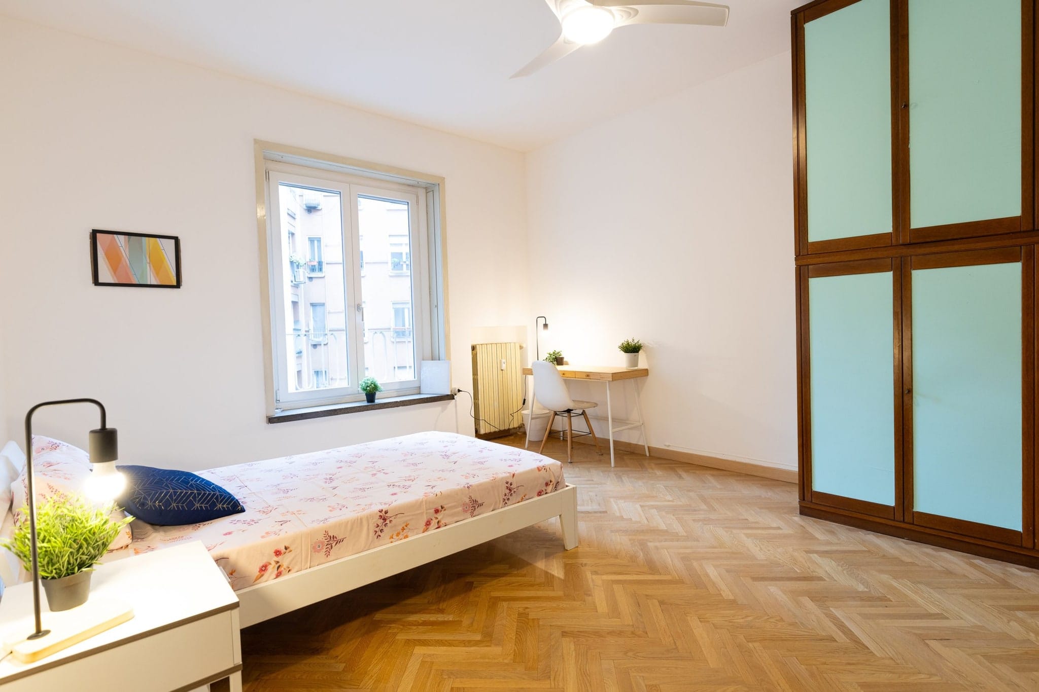 Via Tertulliano 41 – Room 4