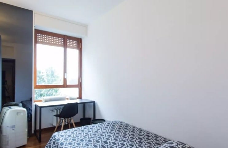 Viale Tibaldi 56 – Room 3