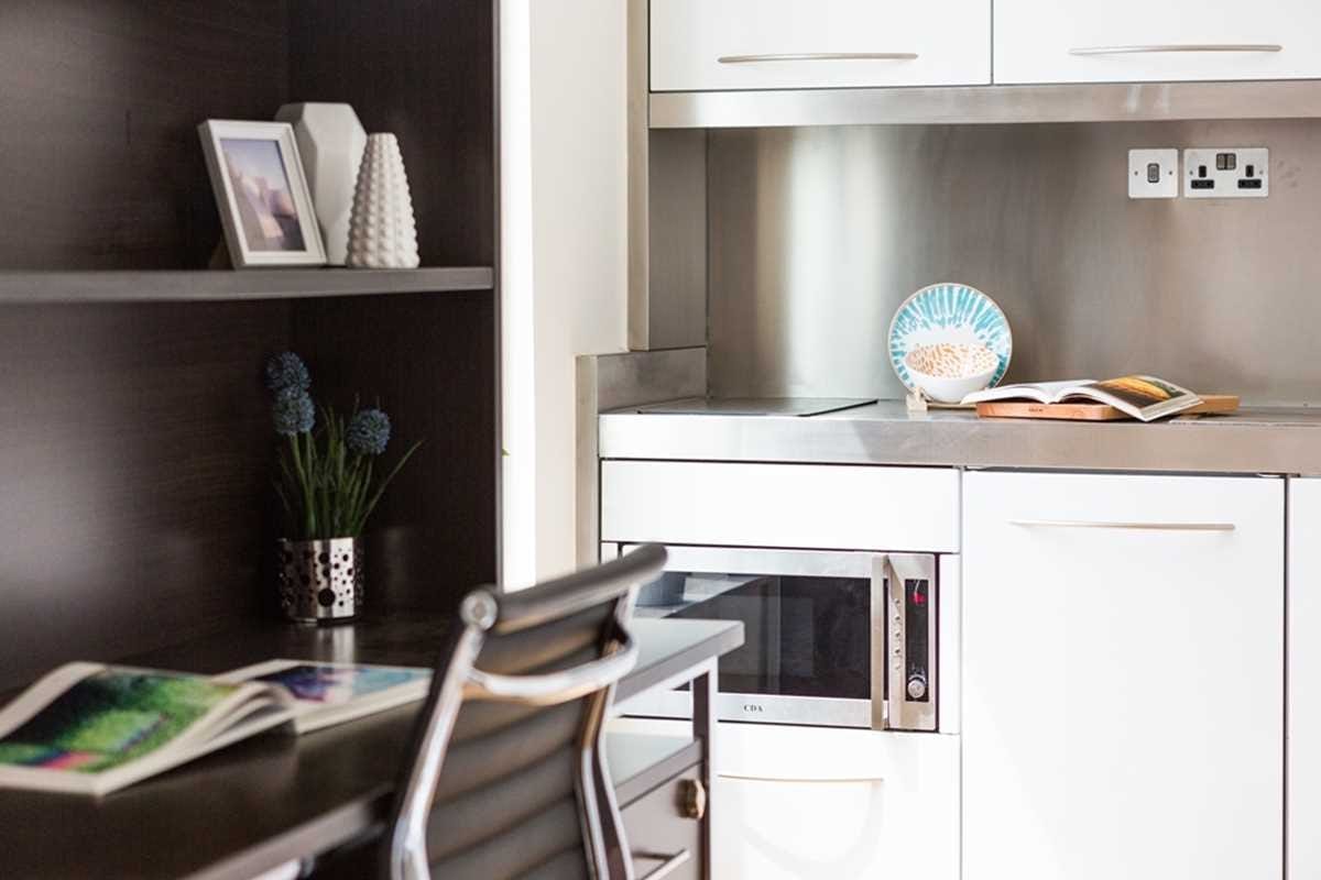 Gold Studio — Unit 10